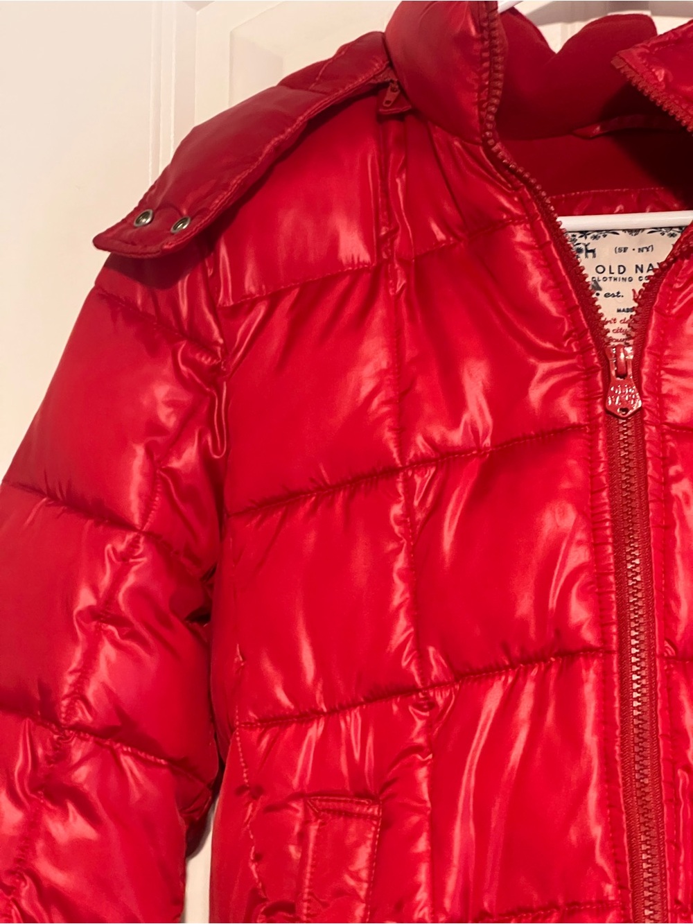 Red Quilted Puffer Jacket - Women's Lightweight Warmth - Picture 11 of 11
